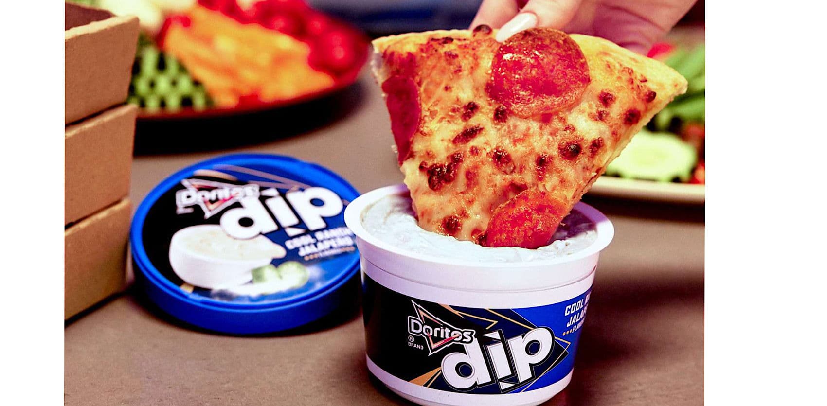 الصوصات والتوابل والمخللات  sauces and condiments